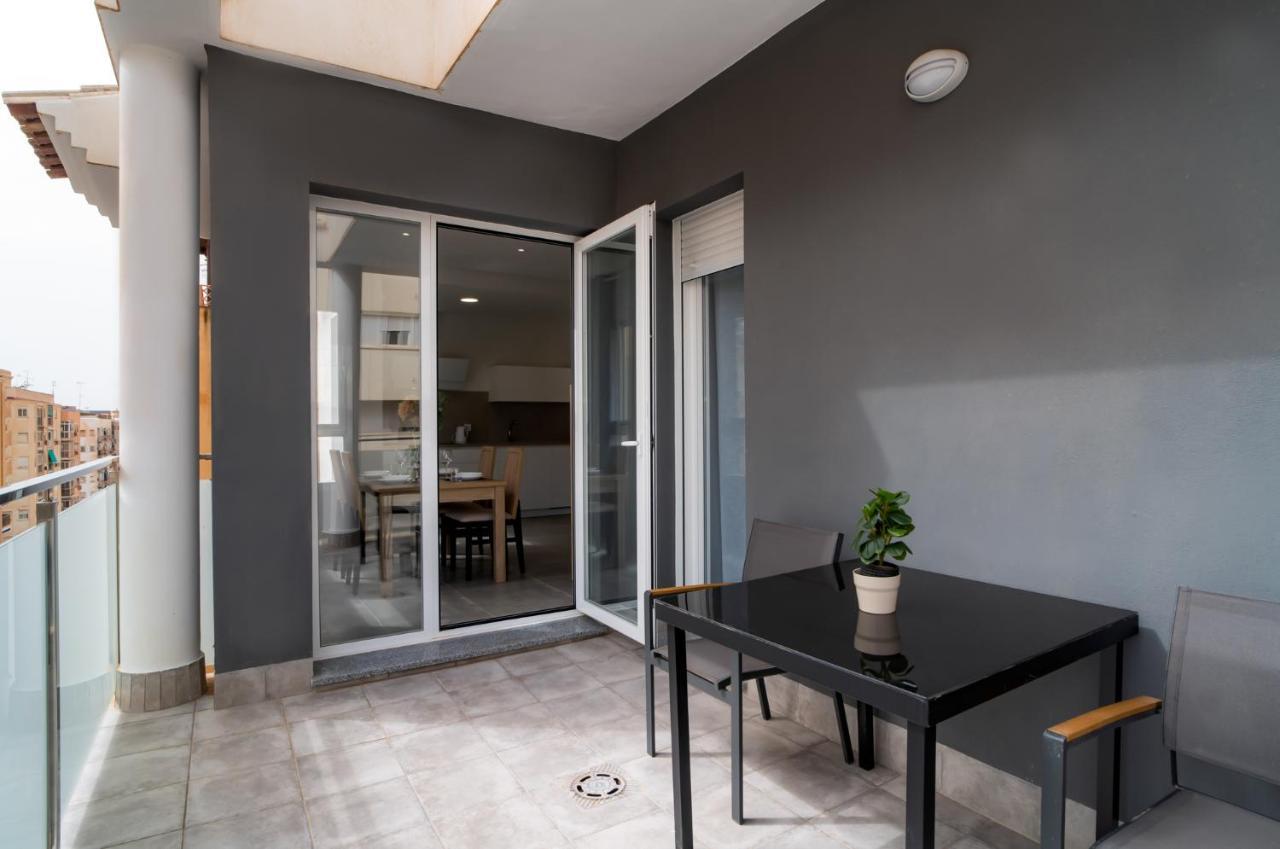 Aac Malaga - Apartamento Con Terraza, Muy Amplio, Totalmente Equipado, Cerca Del Centro Y Nuevo! Exterior photo