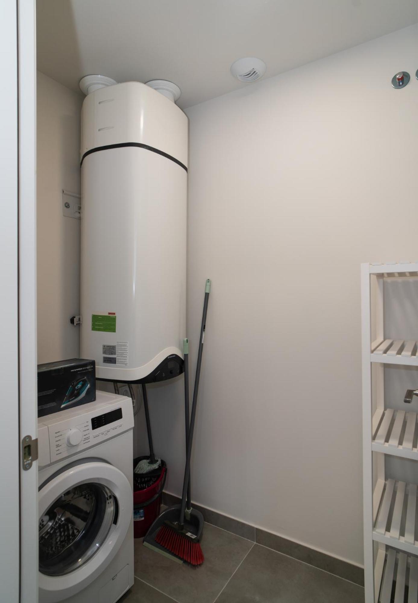 Aac Malaga - Apartamento Con Terraza, Muy Amplio, Totalmente Equipado, Cerca Del Centro Y Nuevo! Room photo
